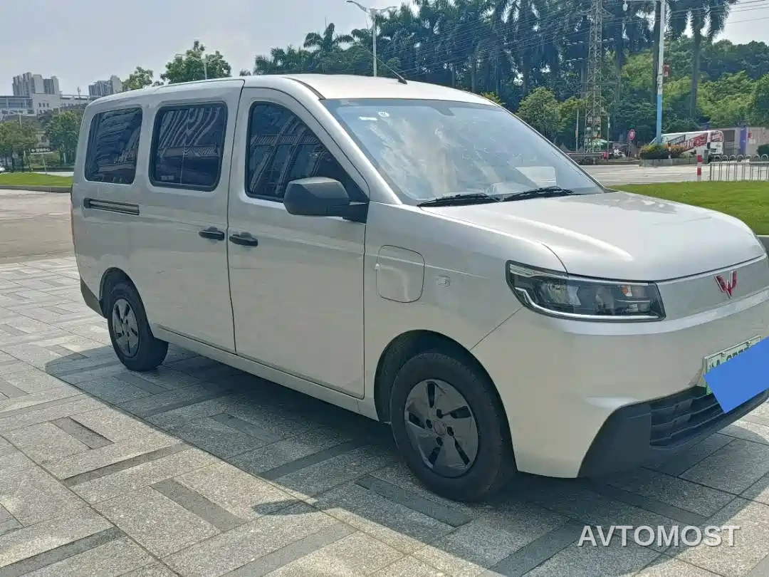 Wuling Rongguang EV 2026 Model 310km Base Type 5-Seater — фото 3