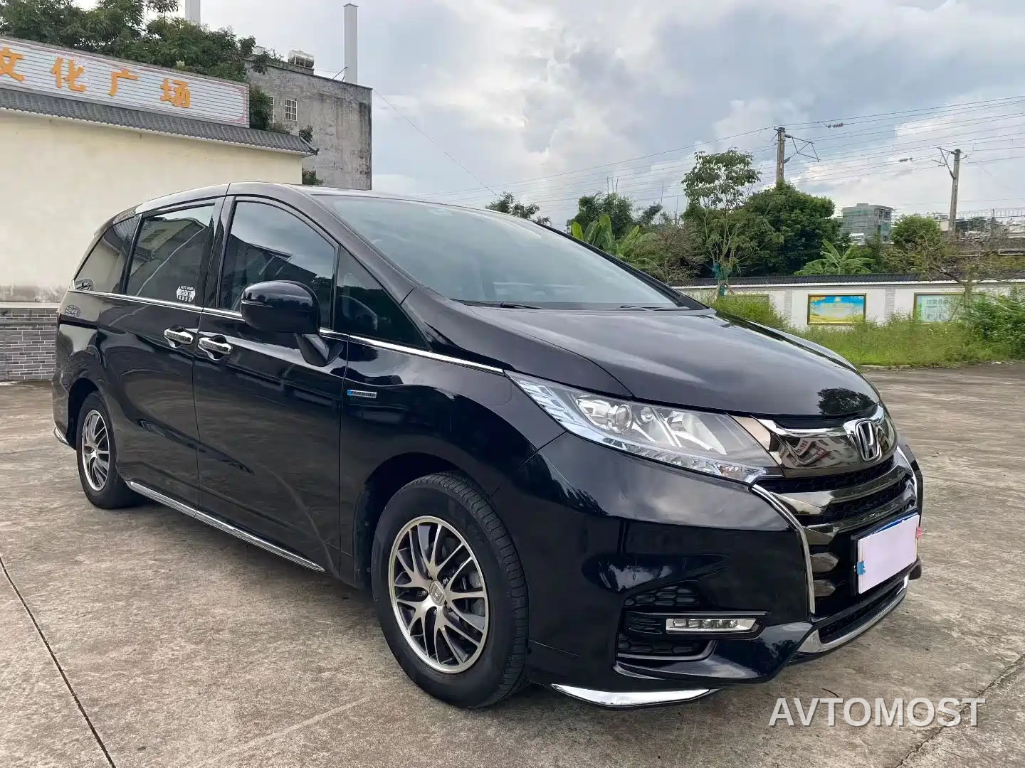 Honda Odyssey 2021 2.0L Sharp Comfort Edition — фото 2