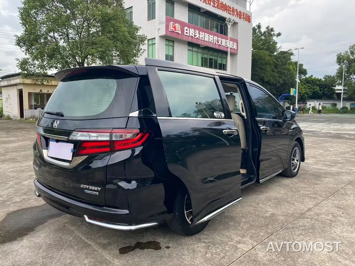 Honda Odyssey 2021 2.0L Sharp Comfort Edition — фото 5