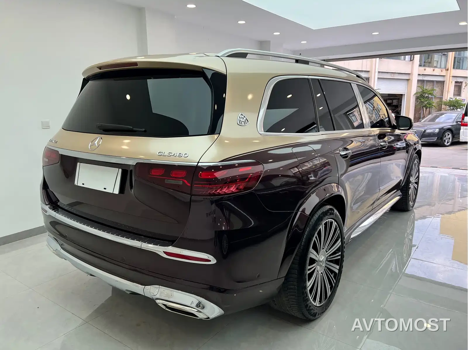 Mercedes-Benz Maybach GLS 2024 GLS 480 4MATIC — фото 8