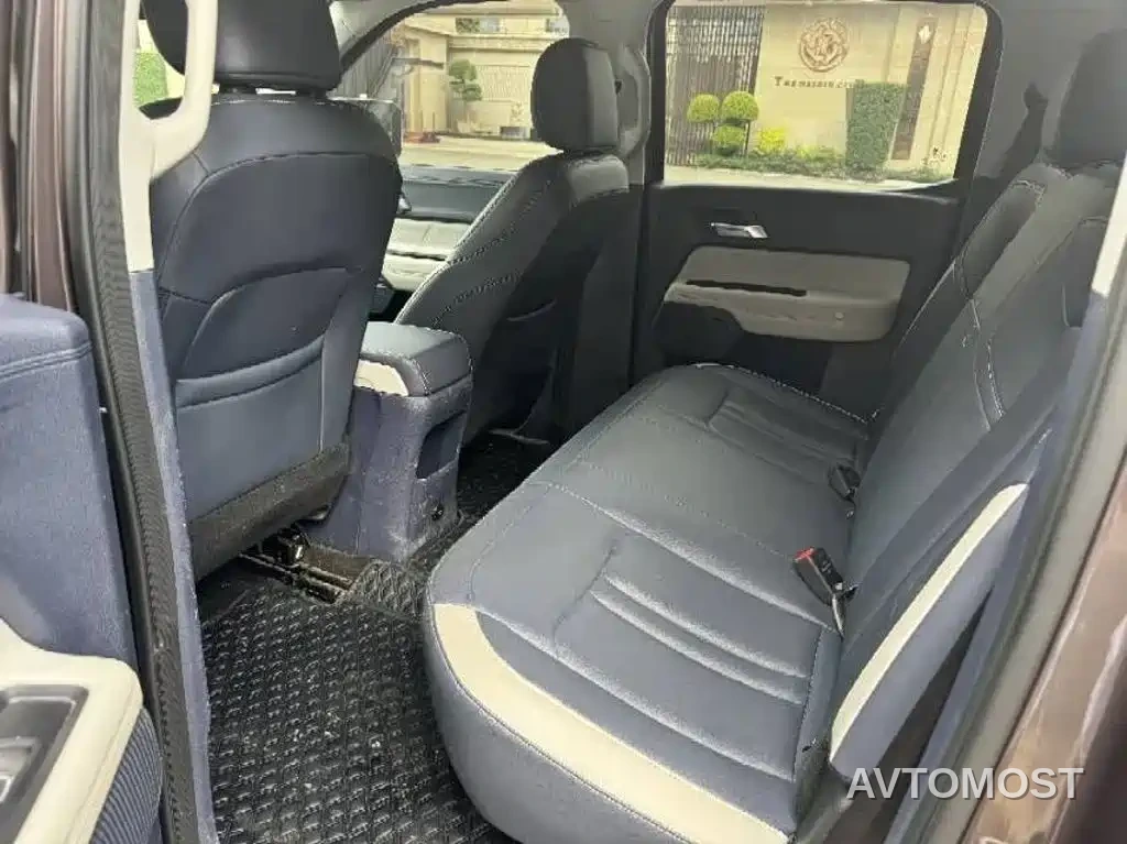 Jiangling Dadao 2023 All-rounder 2.3T Diesel Manual 4WD Long Wheelbase Comfort Edition — фото 6