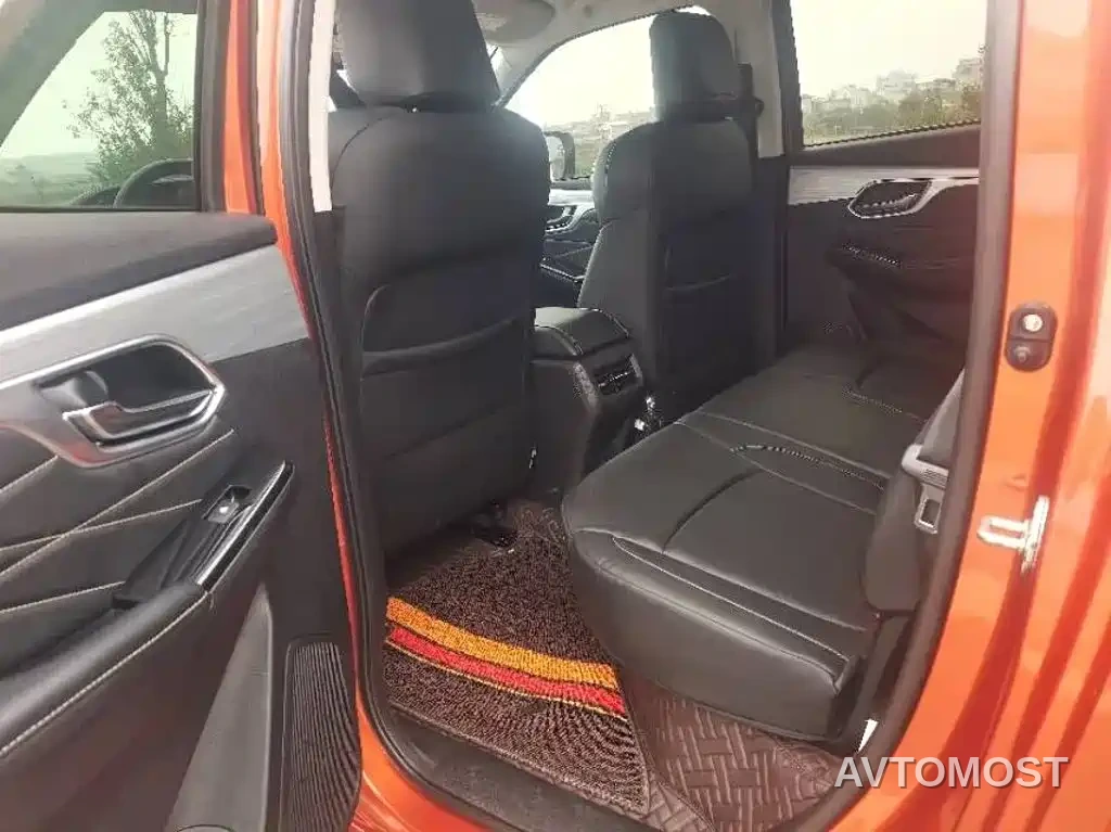 Isuzu D-MAX 2021 Model 1.9T Automatic 4WD Diesel Global Comfort RZ4E — фото 3