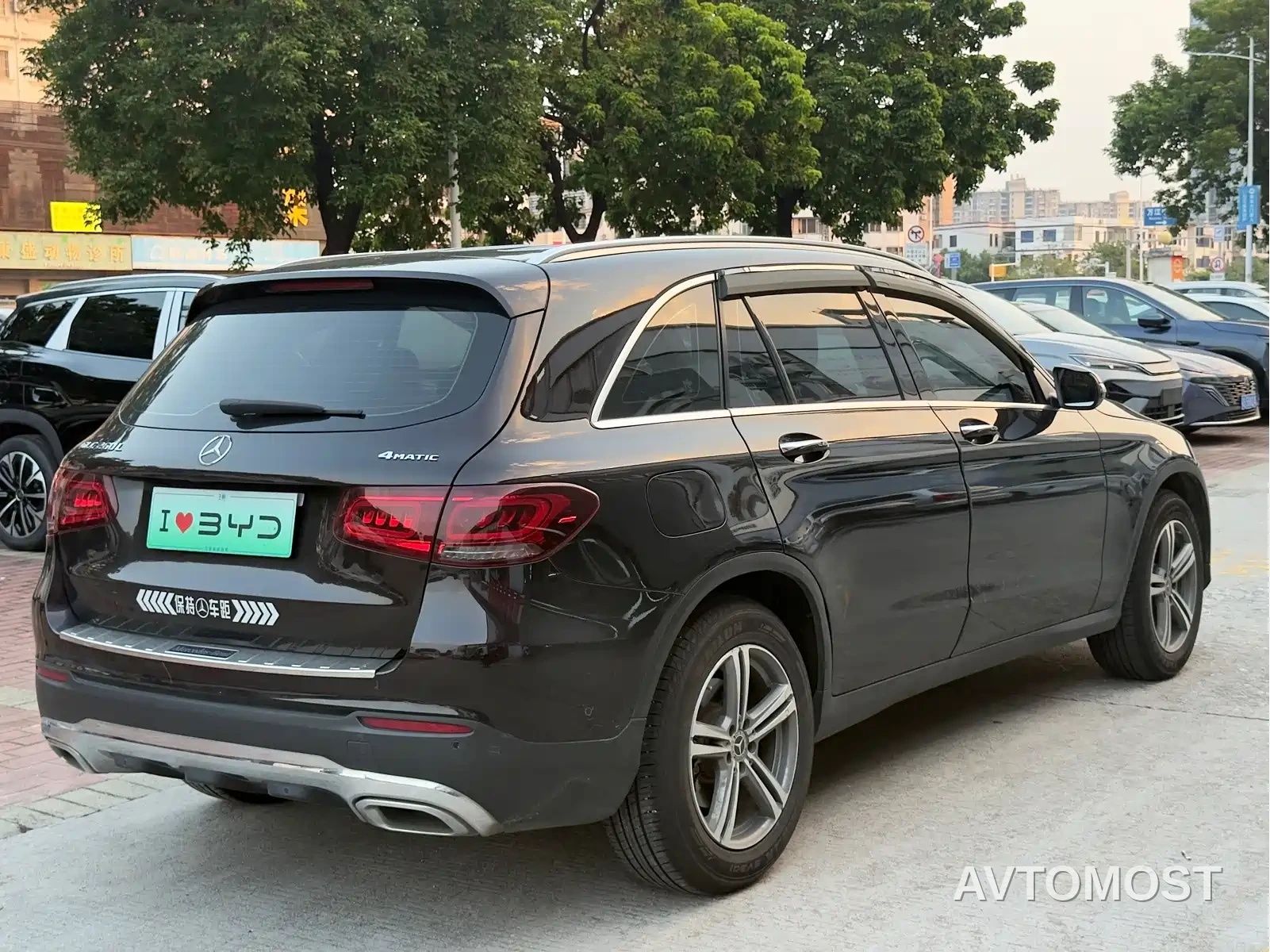 Mercedes-Benz GLC 2021 GLC 260 L 4MATIC Sporty — фото 12