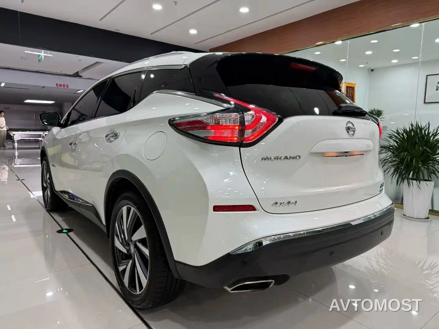 Nissan Murano 2021 2.5 S/C HEV XE AWD Hybrid Intelligent Deluxe Edition — фото 4