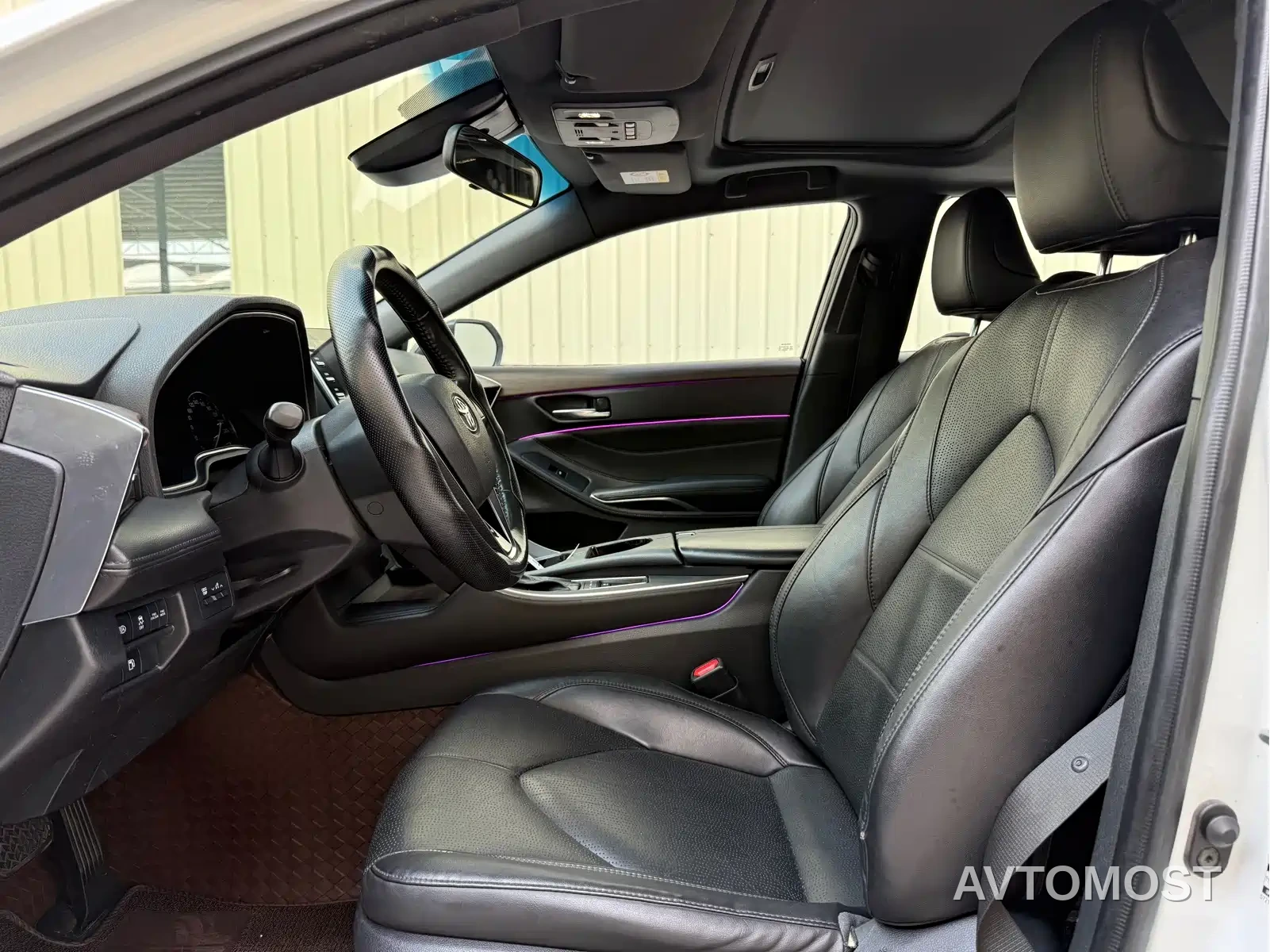 Toyota Avalon 2019 Hybrid 2.5L Luxury Edition China VI — фото 13