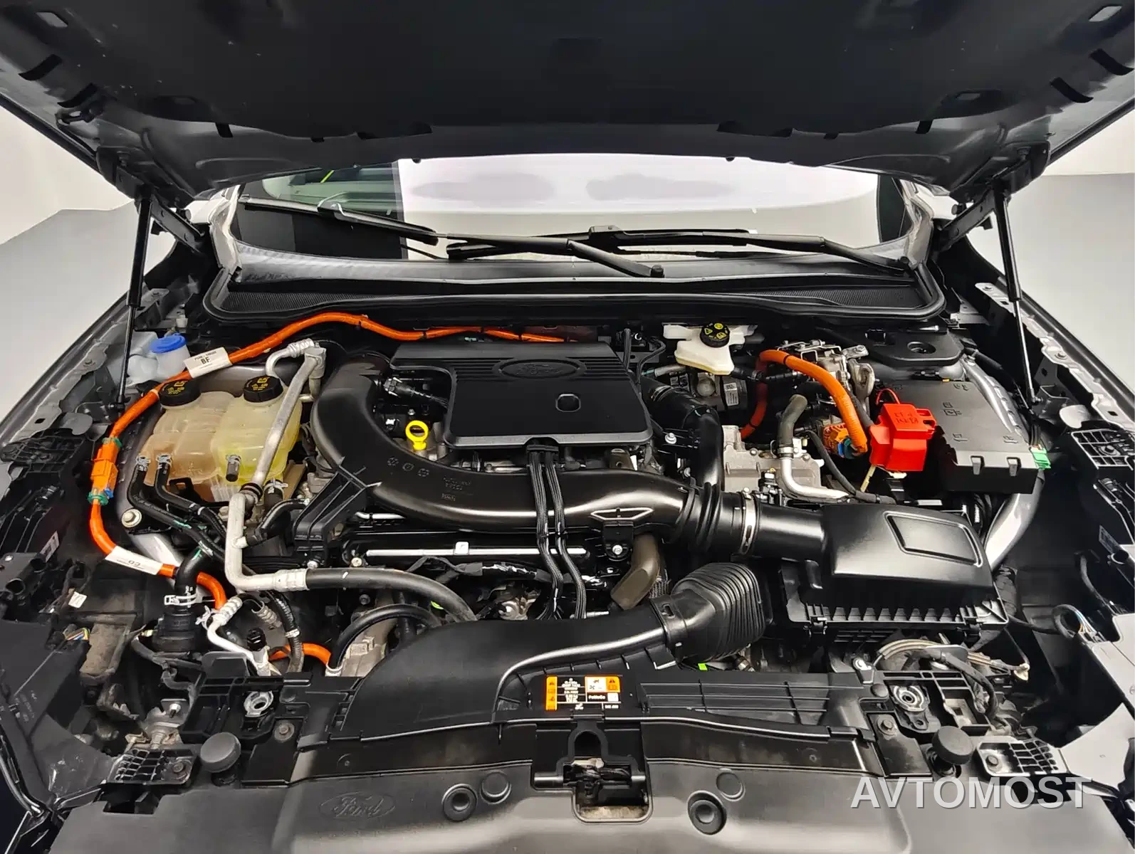 Ford Mondeo 2024 2.0T E-Hybrid Sport Edition — фото 6