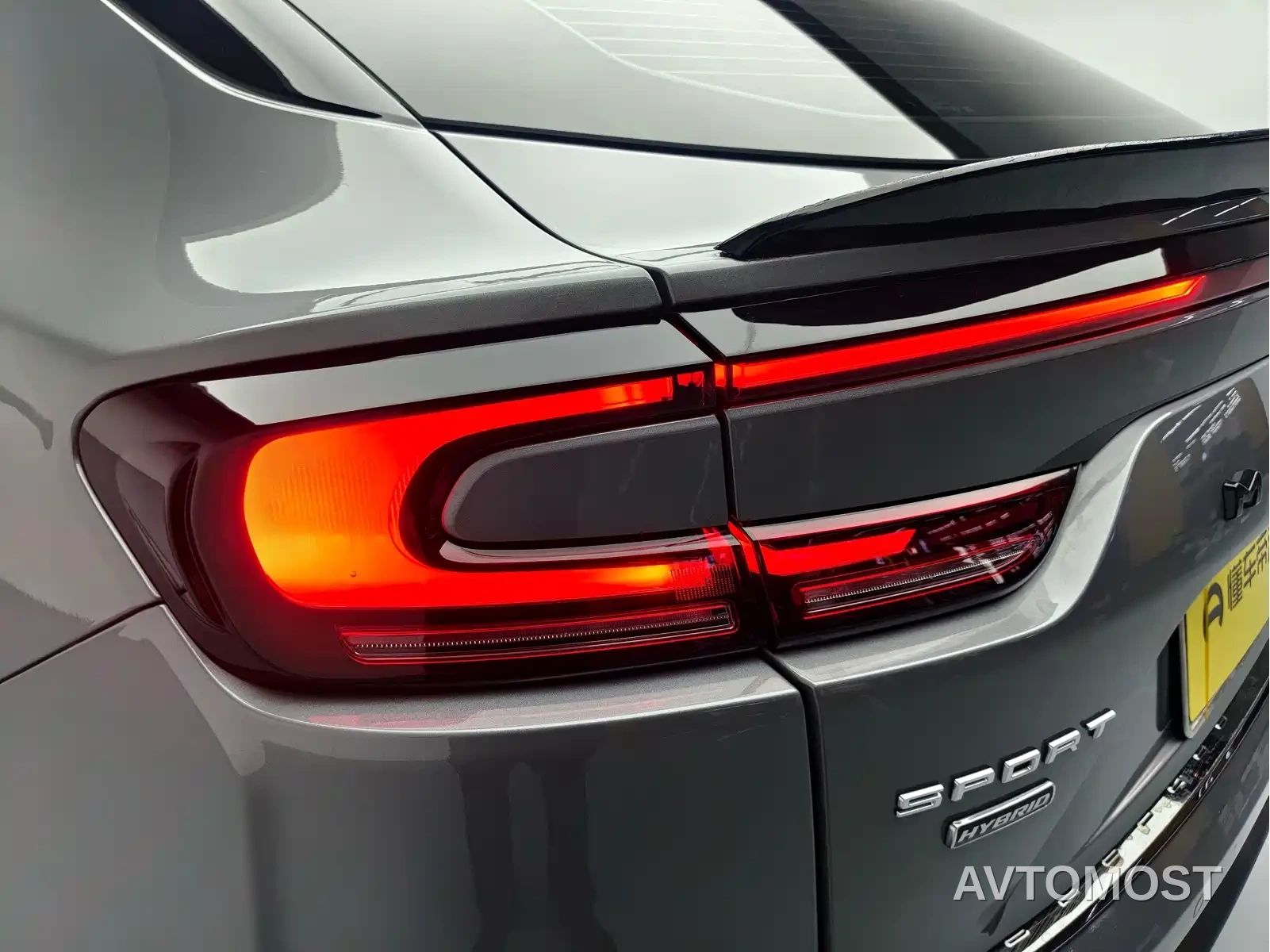 Ford Mondeo 2024 2.0T E-Hybrid Sport Edition — фото 9
