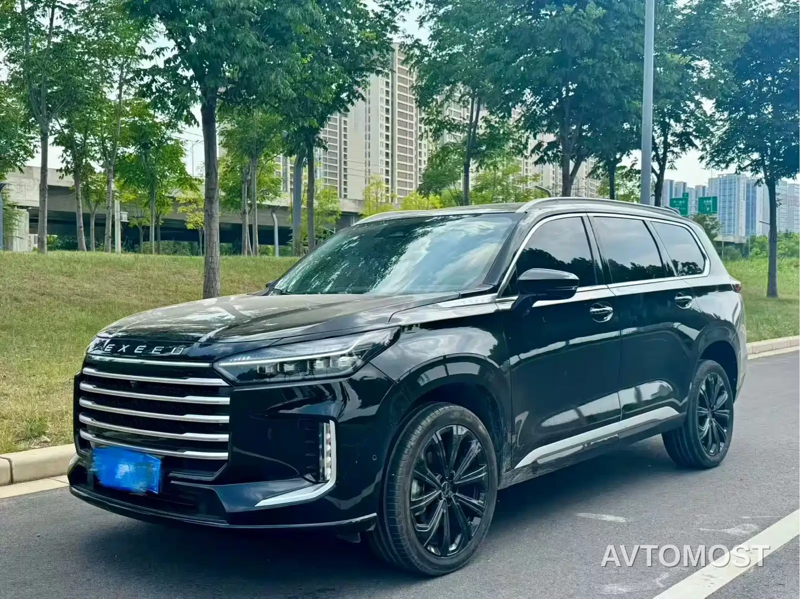 Exeed Landmark 2025 400T 4WD Starlight Edition 7-Seater — фото 1