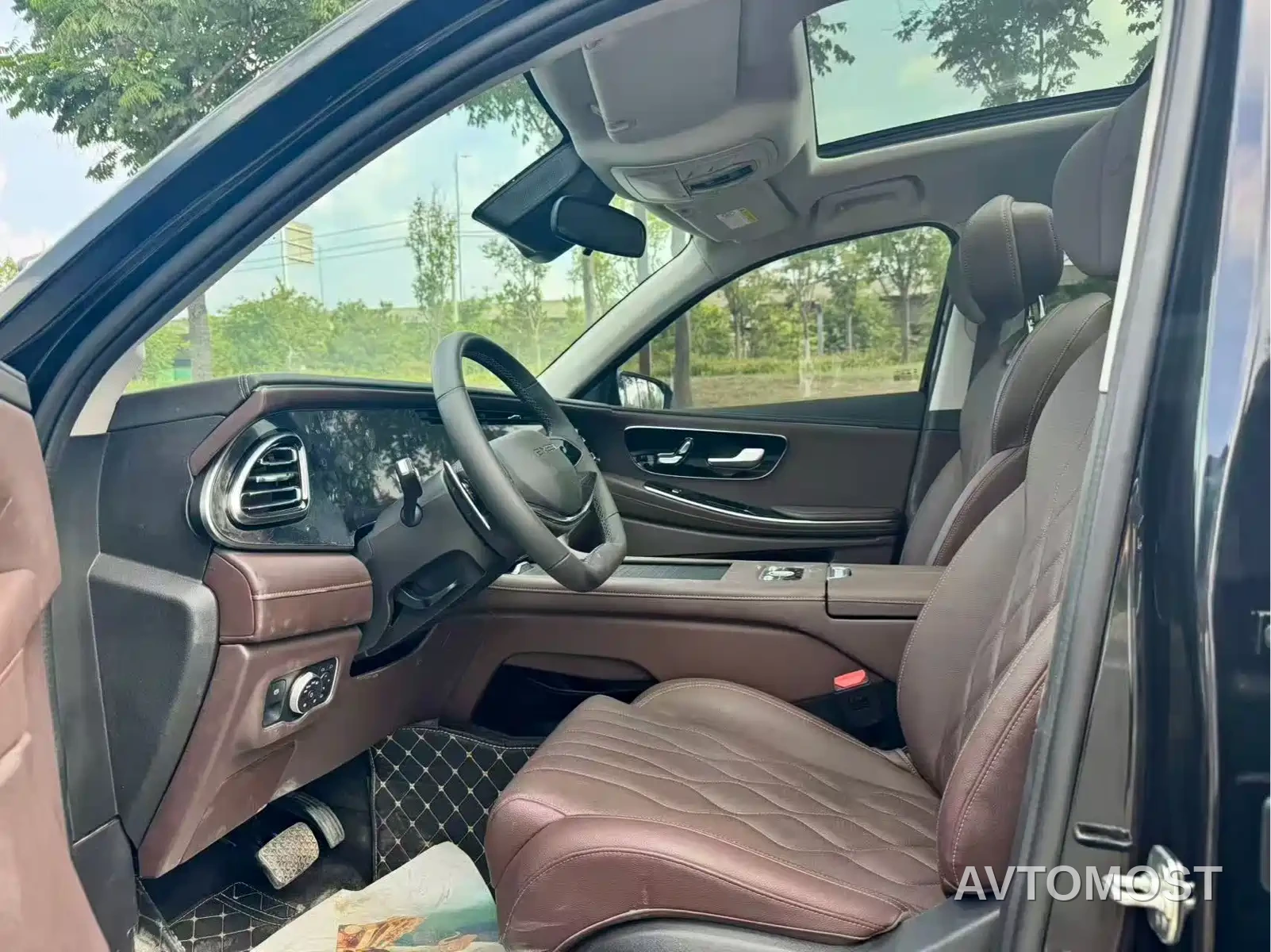 Exeed Landmark 2025 400T 4WD Starlight Edition 7-Seater — фото 4