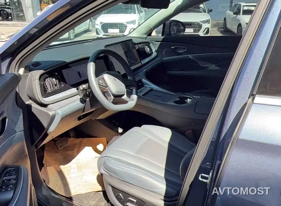 BYD Hai Shi 07 DM-i 2025 150 Pilot+ Edition — фото 3