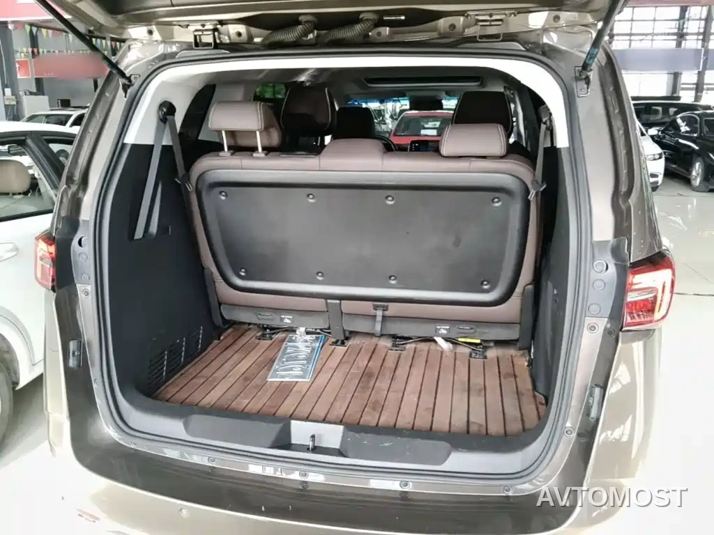 Buick GL8 2022 Land Business Class 652T Luxury — фото 15