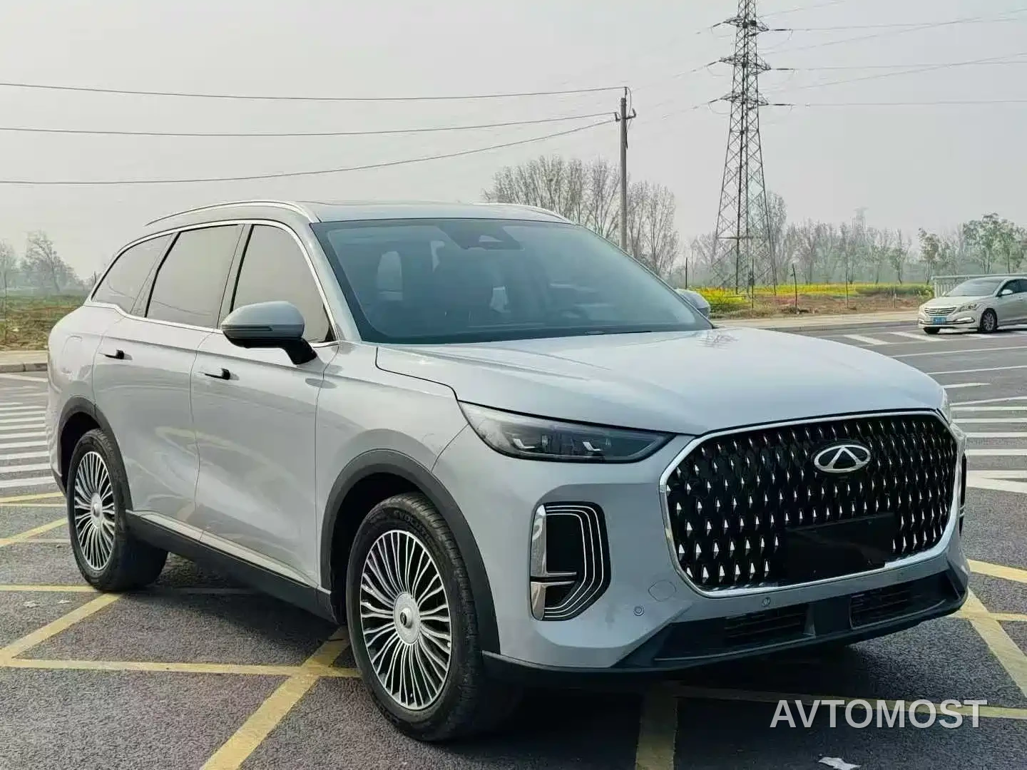 Chery Tiggo 8L 2024 2.0T 2WD Premium 5-seater — фото 3