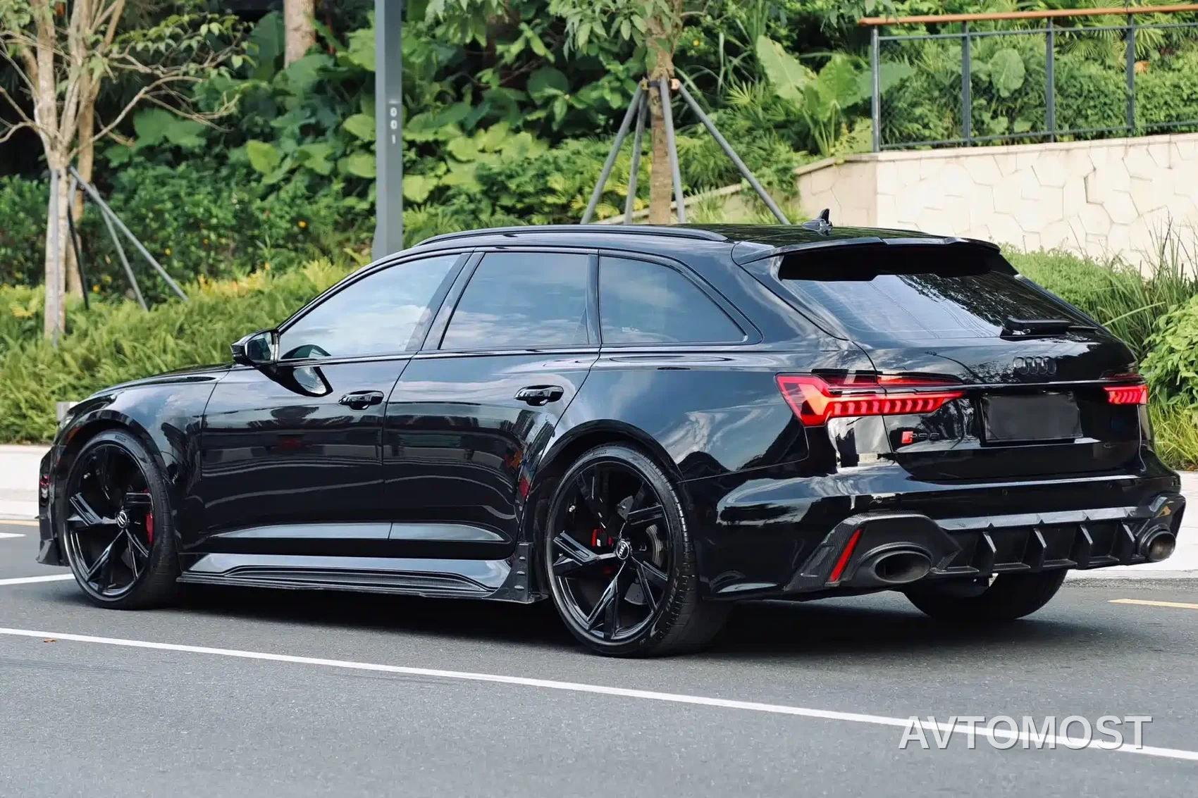 Audi RS 6 2022 RS 6 4.0T Avant — фото 3