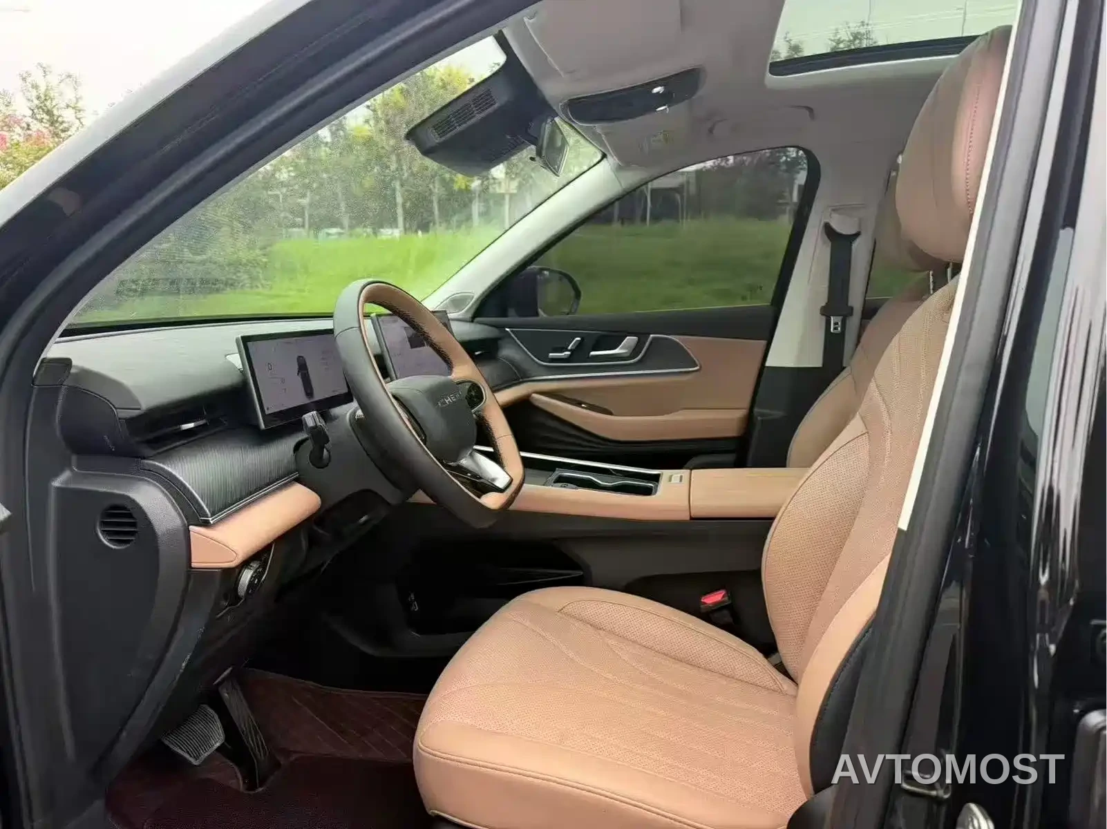Chery Tiggo 8L 2024 Model 2.0T 2WD Luxury 5-Seater — фото 4