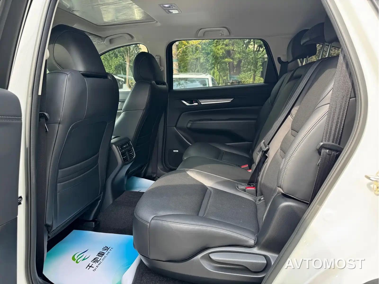 Mazda CX-8 2019 2.5L AWD Premium Model — фото 5