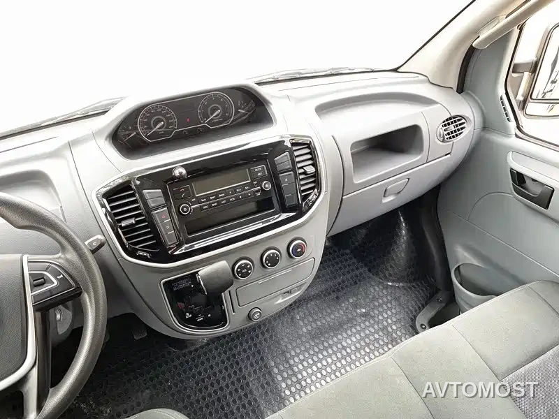 SAIC Maxus Xintu V80 2021 2.0T AMT Classic Aoyuntong Short Wheelbase Medium Roof 5/6 Seater — фото 10