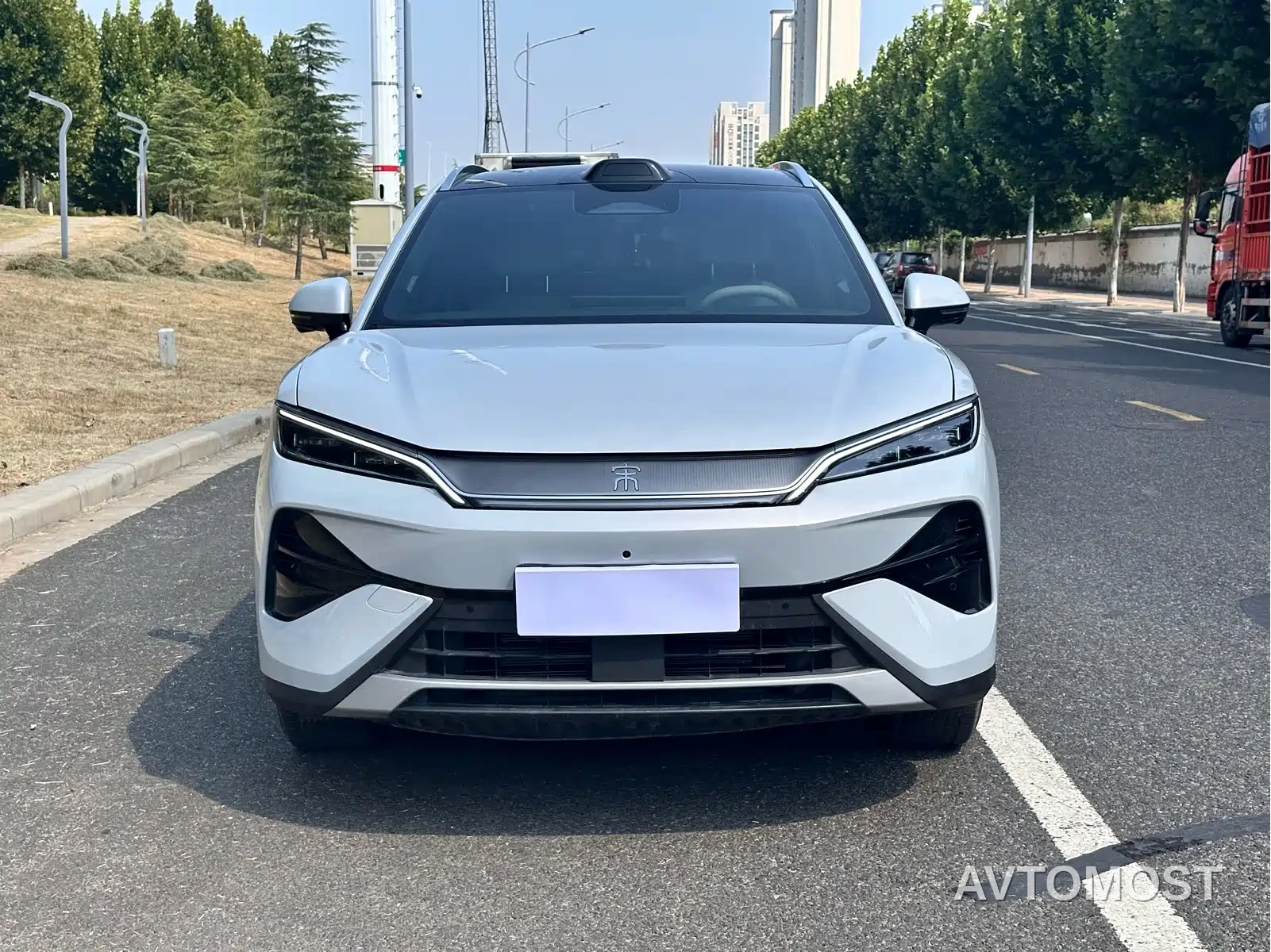 BYD Song Ultra 2026 Model Pure Electric 270kW — фото 2