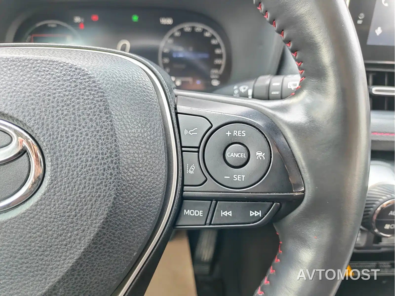 Toyota RAV4 Rongfang Dual Engine E+ 2021 2.5L 4WD Flagship Pro — фото 11