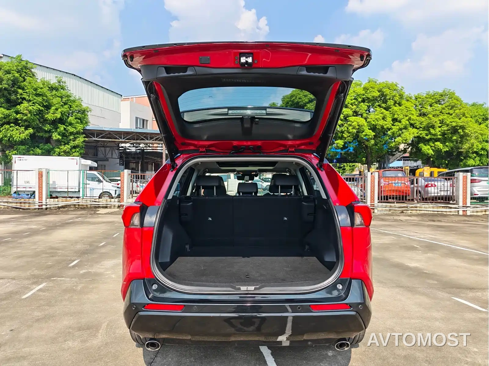 Toyota RAV4 Rongfang Dual Engine E+ 2021 2.5L 4WD Flagship Pro — фото 19