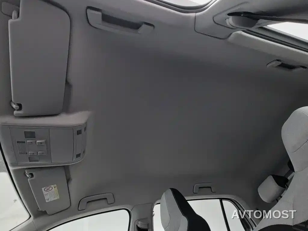 Volkswagen Tharu 2025 Model Rising Star 1.5L Advance Edition — фото 13