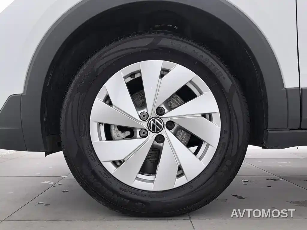 Volkswagen Tharu 2025 Model Rising Star 1.5L Advance Edition — фото 16