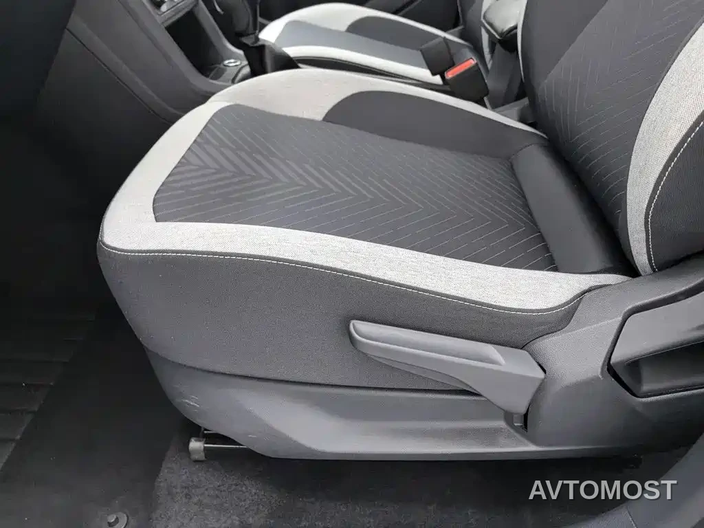 Volkswagen Tharu 2025 Model Rising Star 1.5L Advance Edition — фото 19