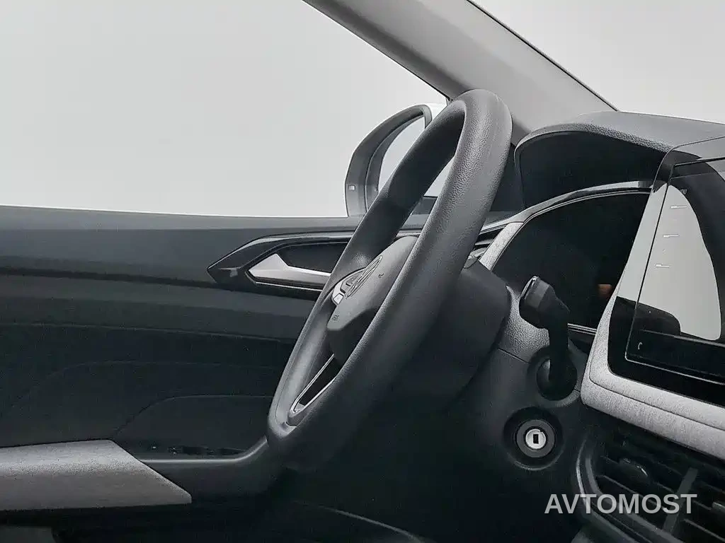 Volkswagen Tharu 2025 Model Rising Star 1.5L Advance Edition — фото 20