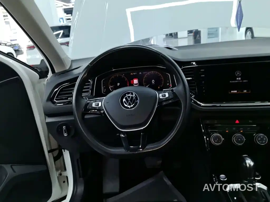 Volkswagen T-ROC 2022 280TSI DSG 2WD Comfort PLUS — фото 7