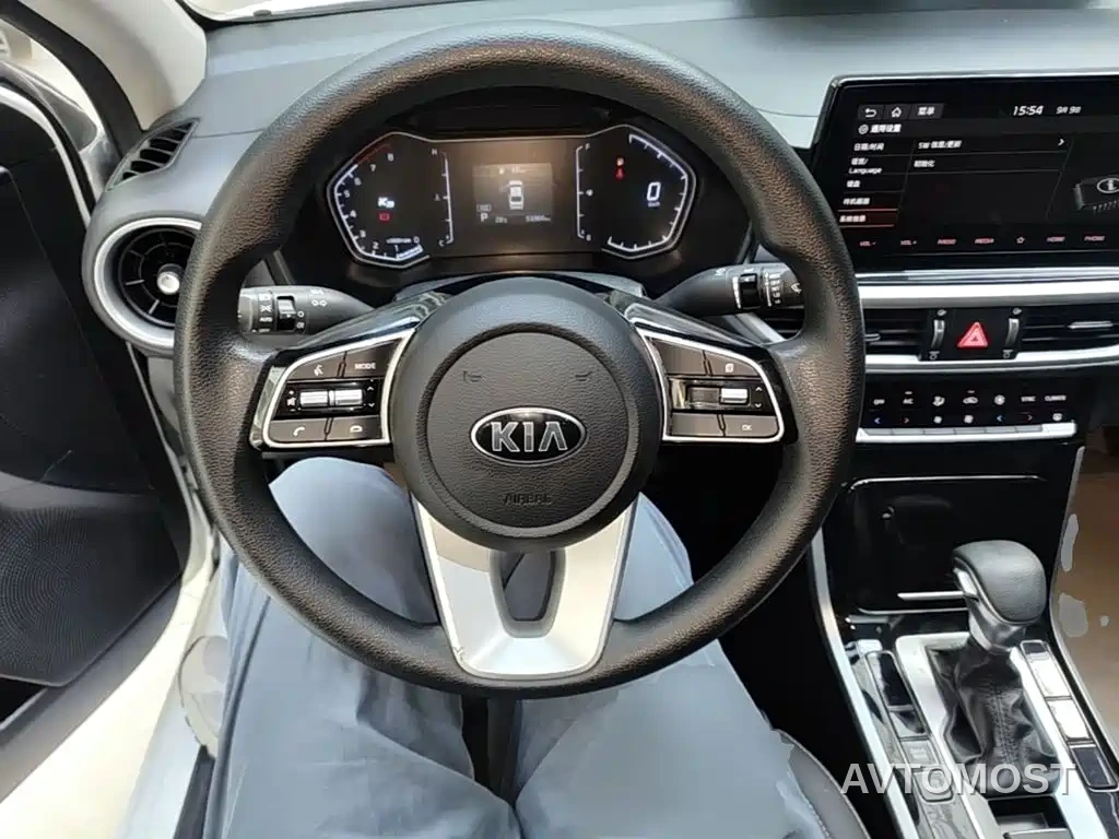 Kia K3 2021 1.5L CVT Youth Edition — фото 10