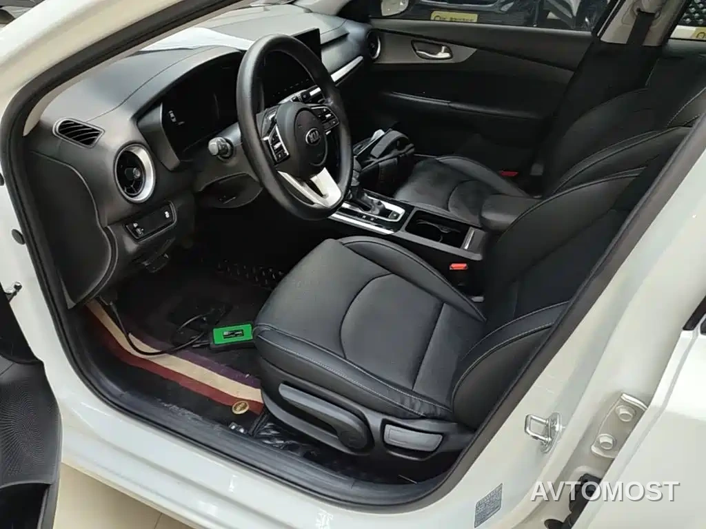 Kia K3 2021 1.5L CVT Youth Edition — фото 15
