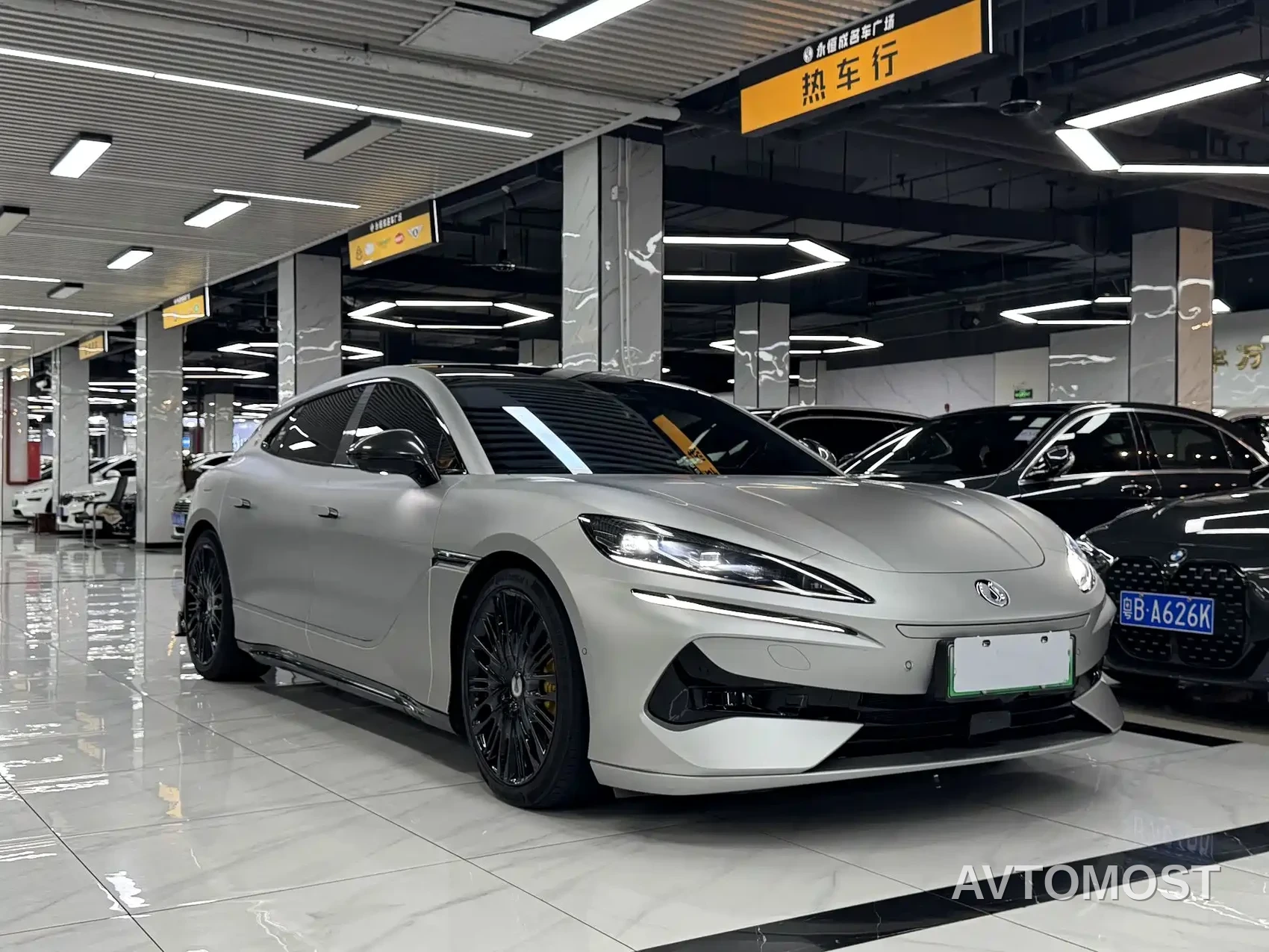 Denza Z9GT 2024 1100 AWD Ultra Edition — фото 3