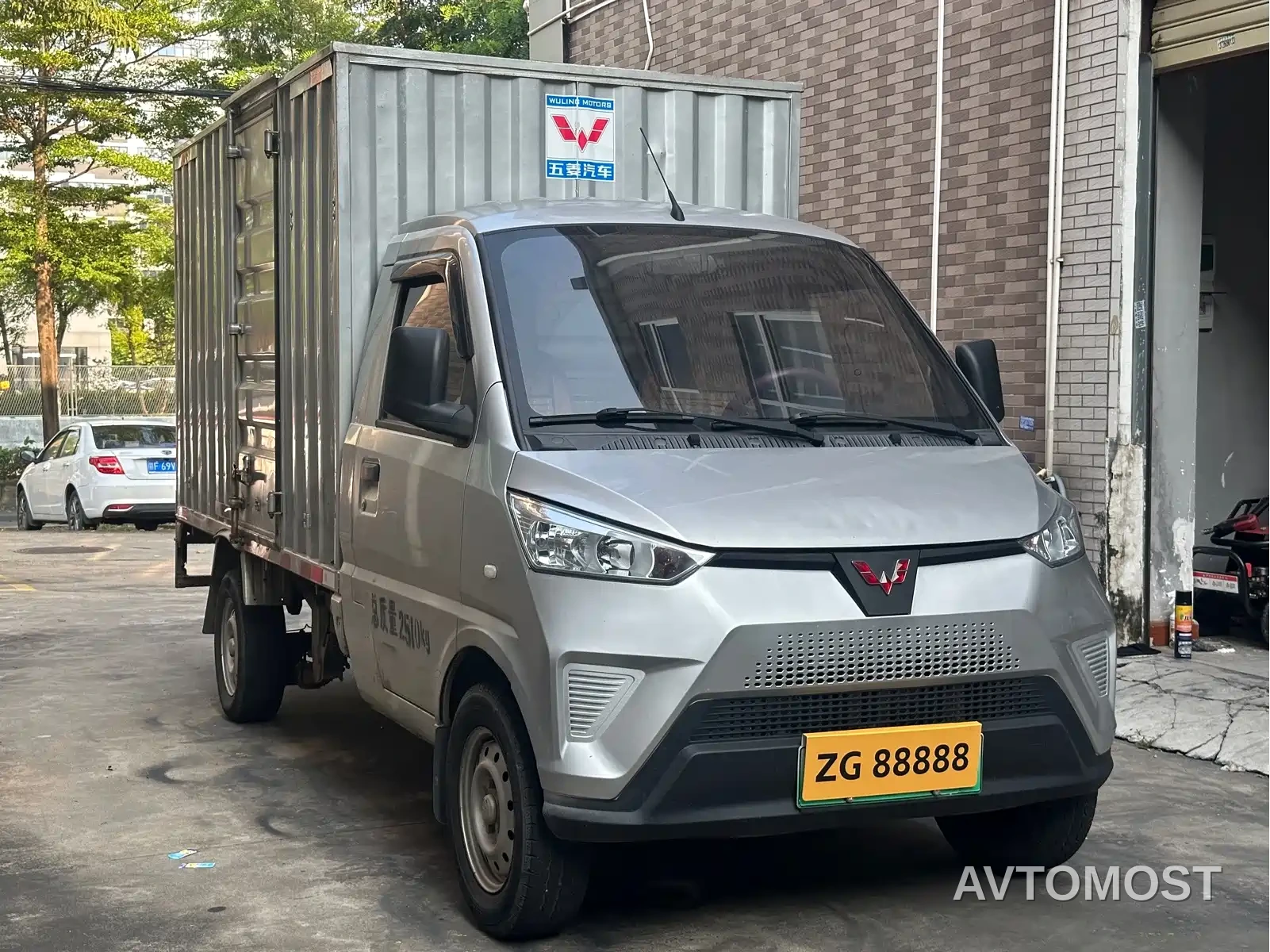 Wuling Electric Truck 2021 Truck Lishen 41.6kWh Tongyu Electric Control — фото 3