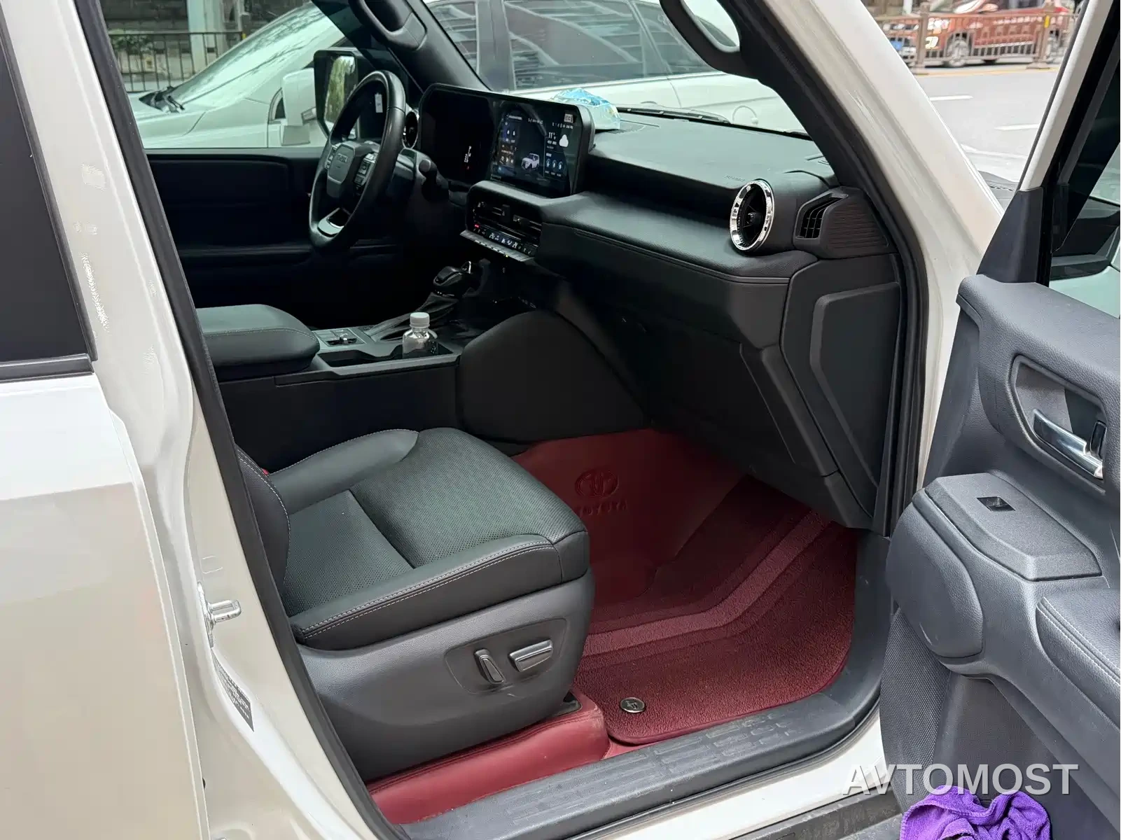 Toyota Prado 2024 2.4T All-Terrain TX Edition 5-Seater — фото 11