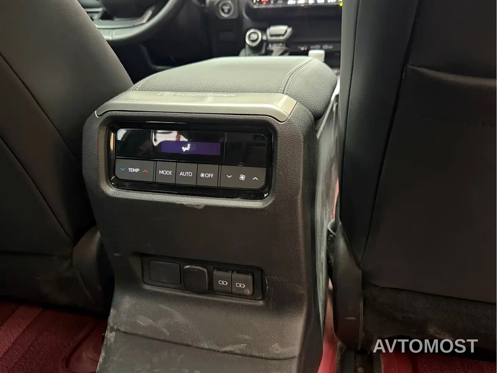 Toyota Prado 2024 2.4T All-Terrain TX Edition 5-Seater — фото 13