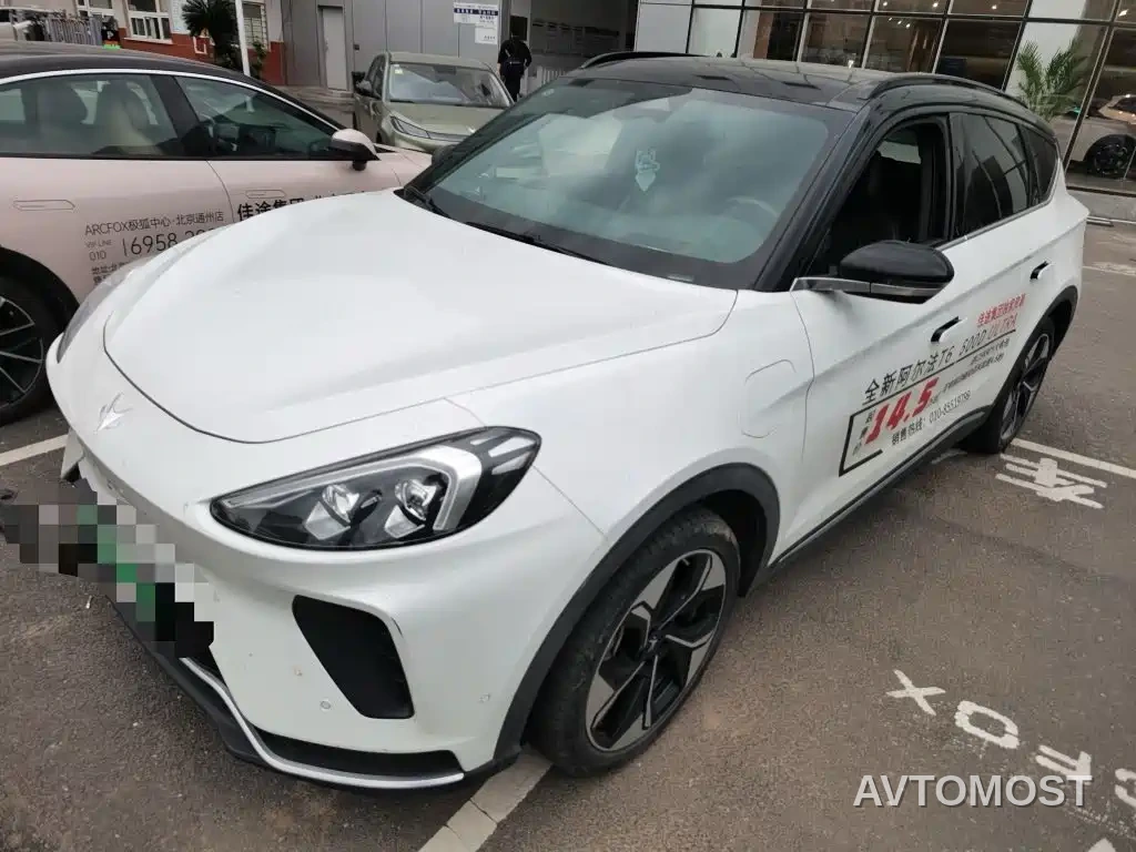 Arcfox Alpha T 2023 Model 688E+ Forest Edition 160kW — фото 1