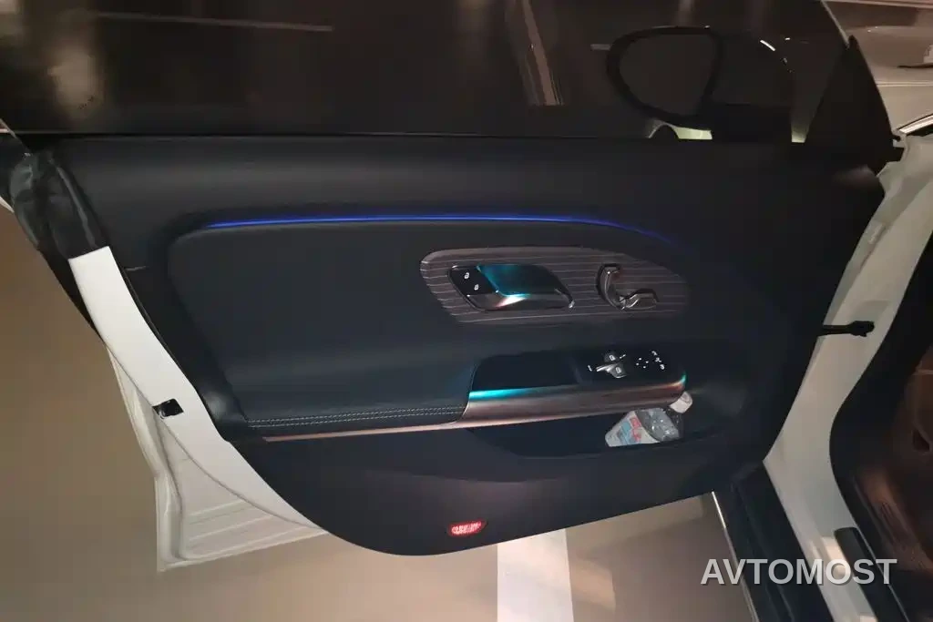 Mercedes-Benz CLA New Energy 2025 300L Fashion — фото 7