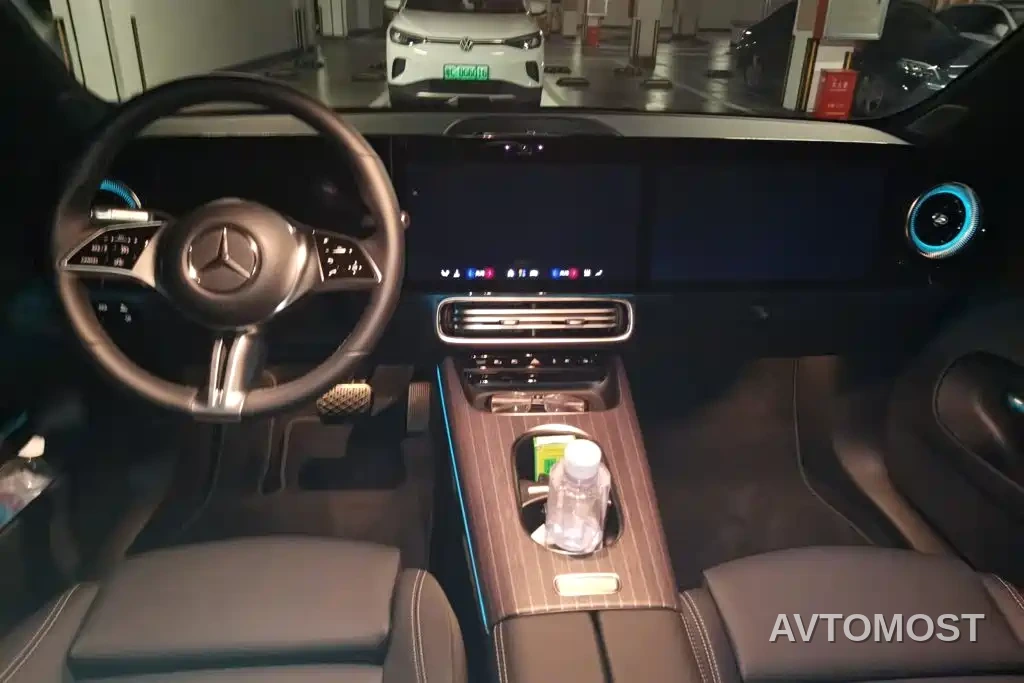 Mercedes-Benz CLA New Energy 2025 300L Fashion — фото 12