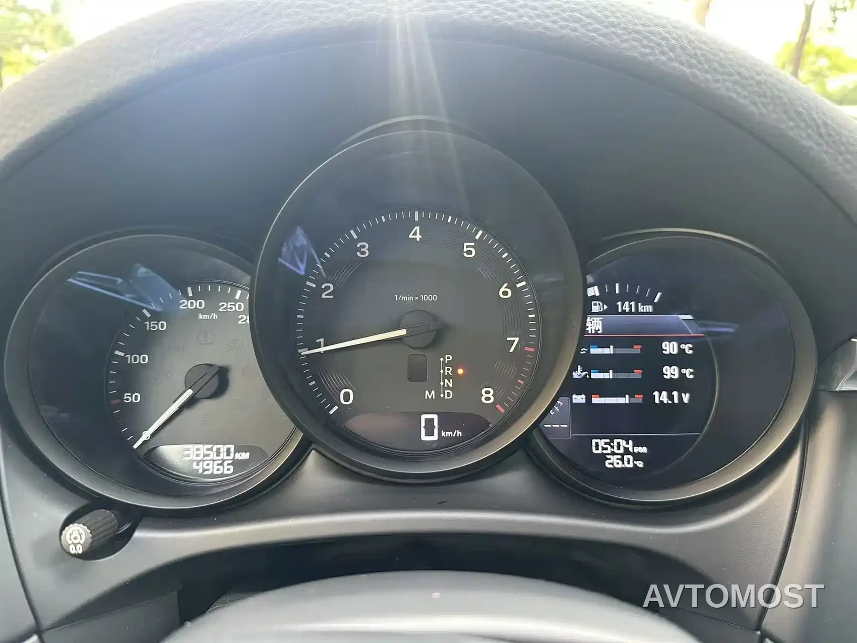 Porsche Macan 2022 Macan 2.0T — фото 6