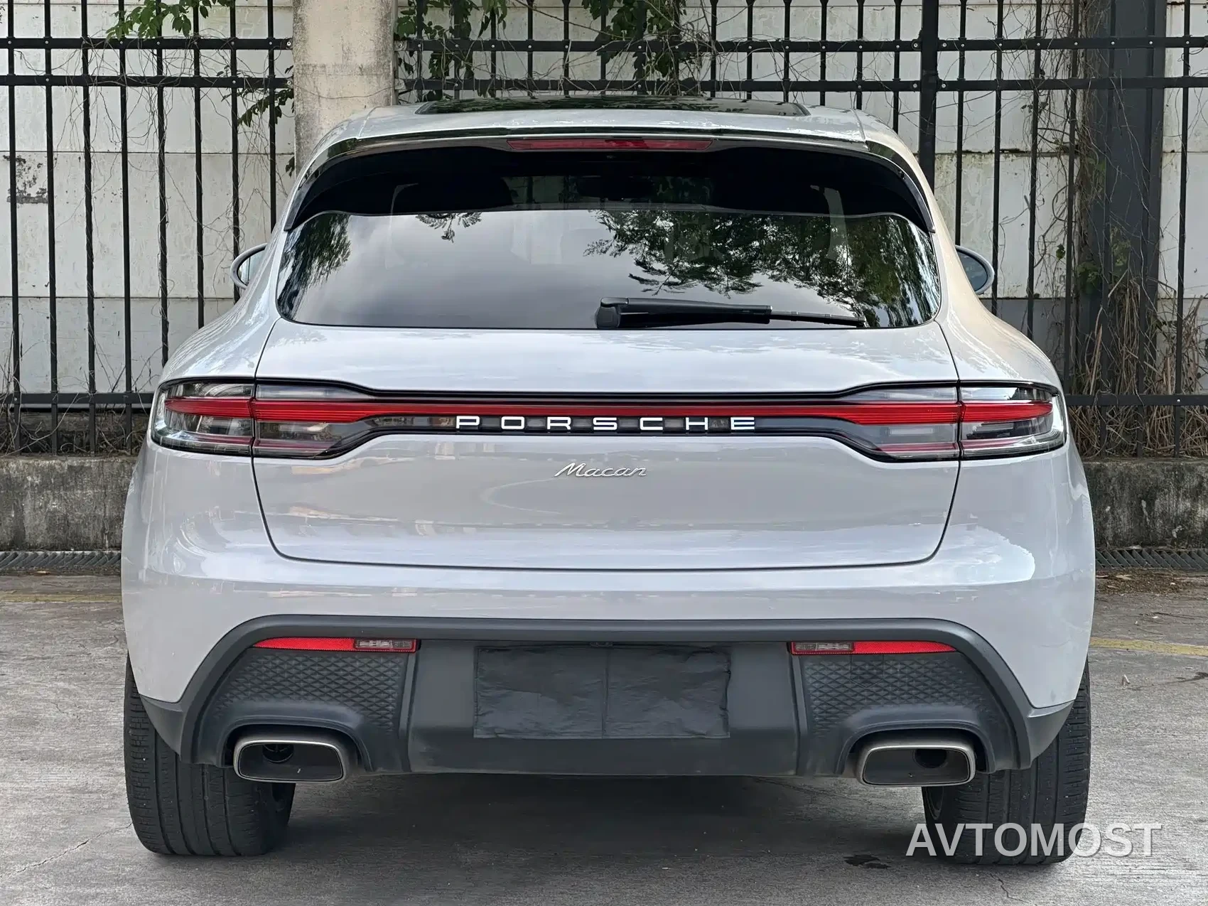 Porsche Macan 2022 Macan 2.0T — фото 11