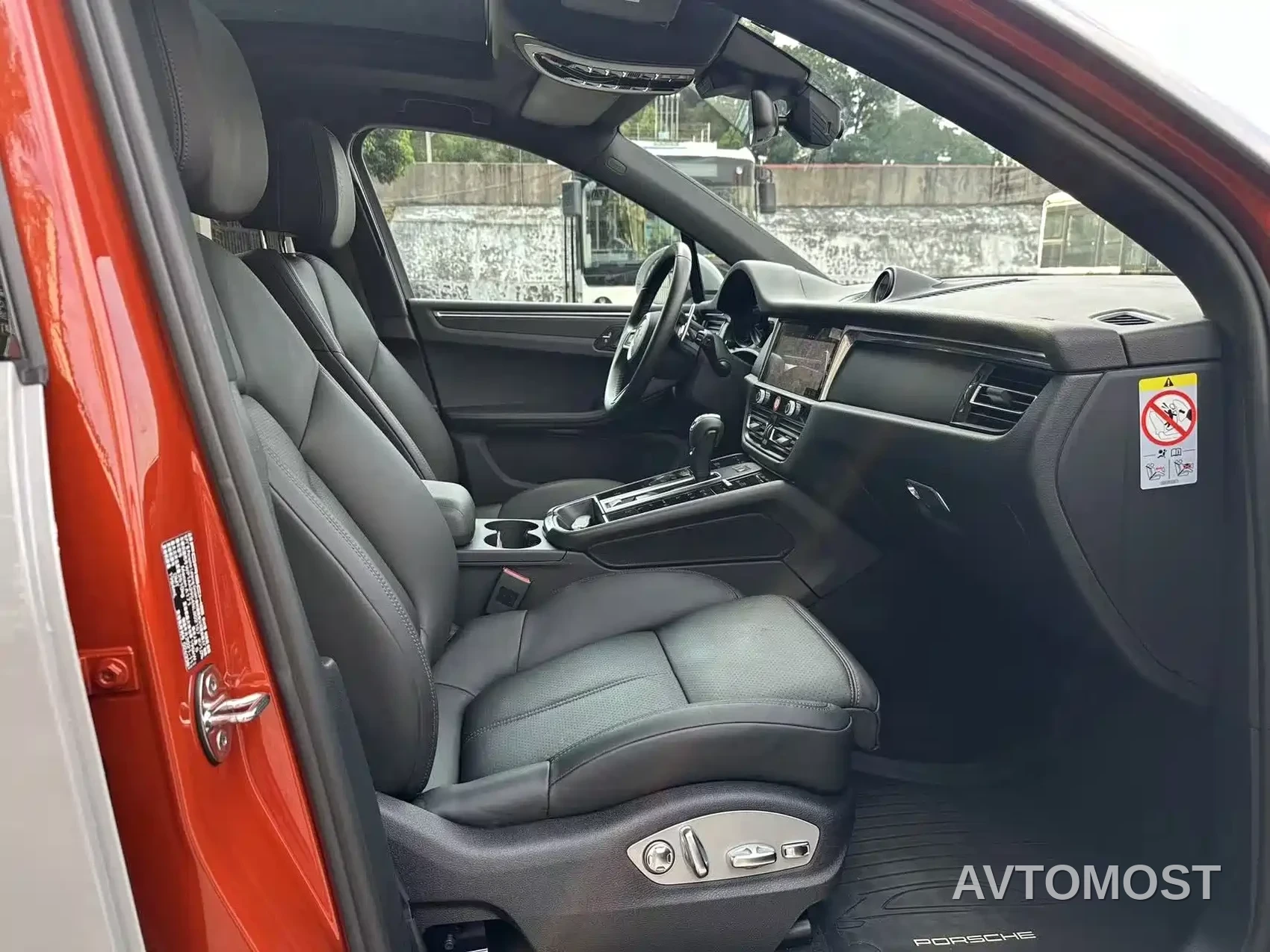Porsche Macan 2022 Macan 2.0T — фото 14