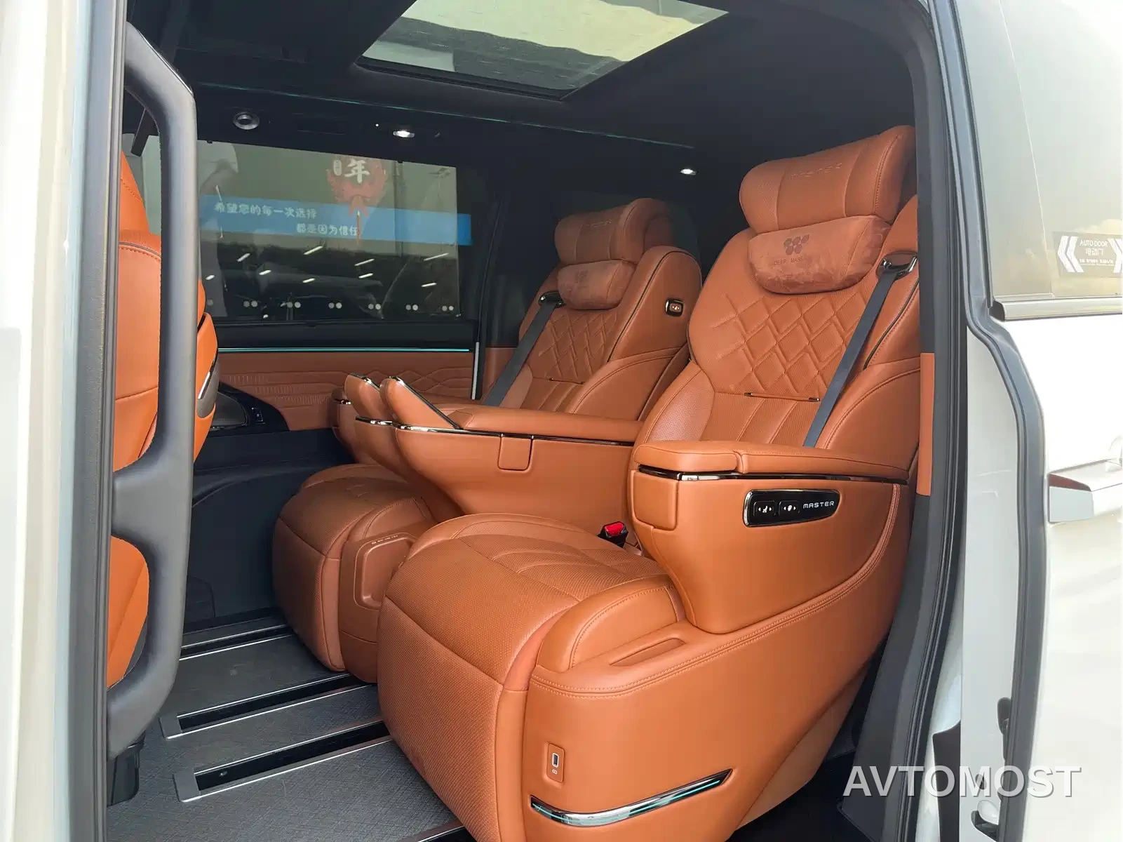 GAC Trumpchi Xiangwang M8 2025 Model QianKun Series Ultra First Class — фото 12