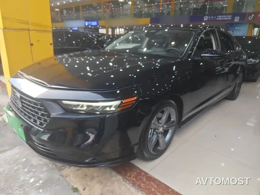 Honda Accord New Energy 2023 2.0L e:PHEV Luxury Edition — фото 1