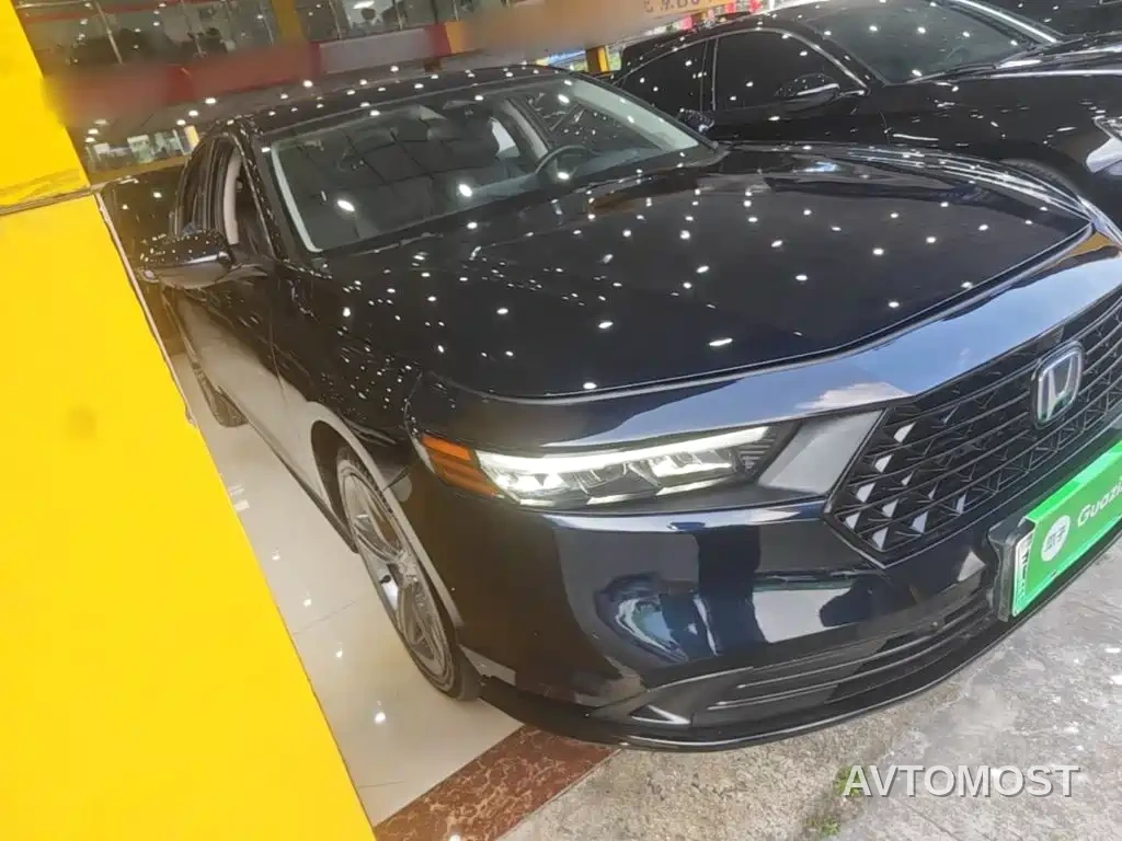 Honda Accord New Energy 2023 2.0L e:PHEV Luxury Edition — фото 4
