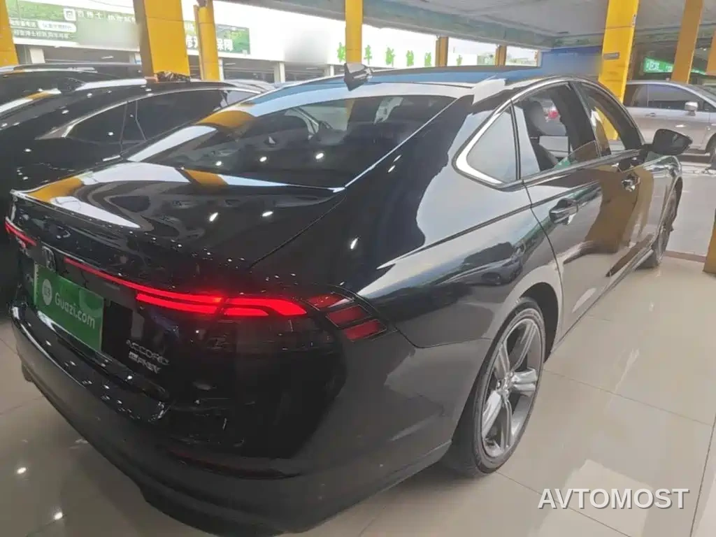 Honda Accord New Energy 2023 2.0L e:PHEV Luxury Edition — фото 7