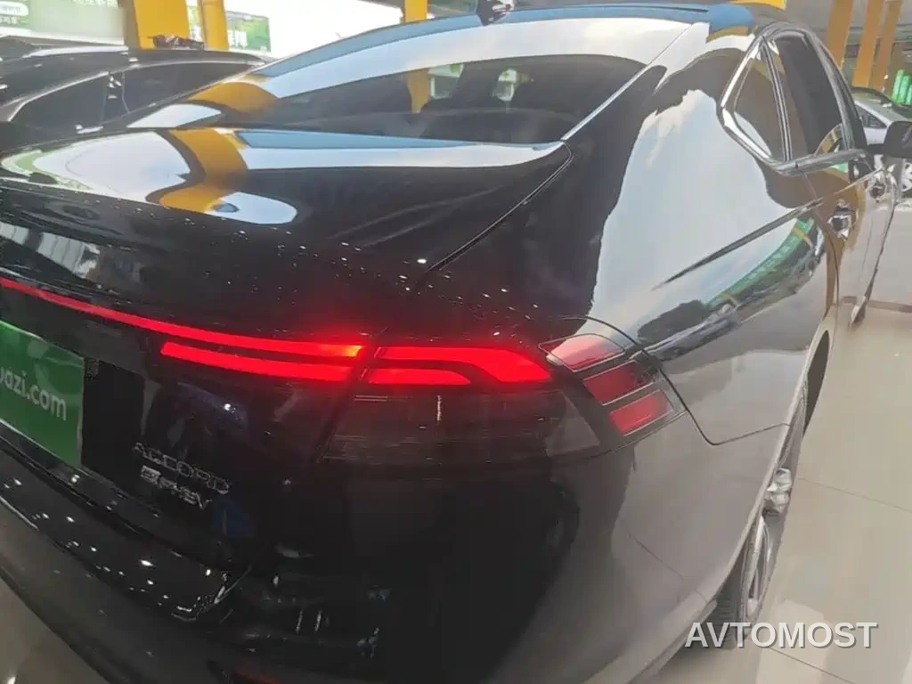Honda Accord New Energy 2023 2.0L e:PHEV Luxury Edition — фото 8