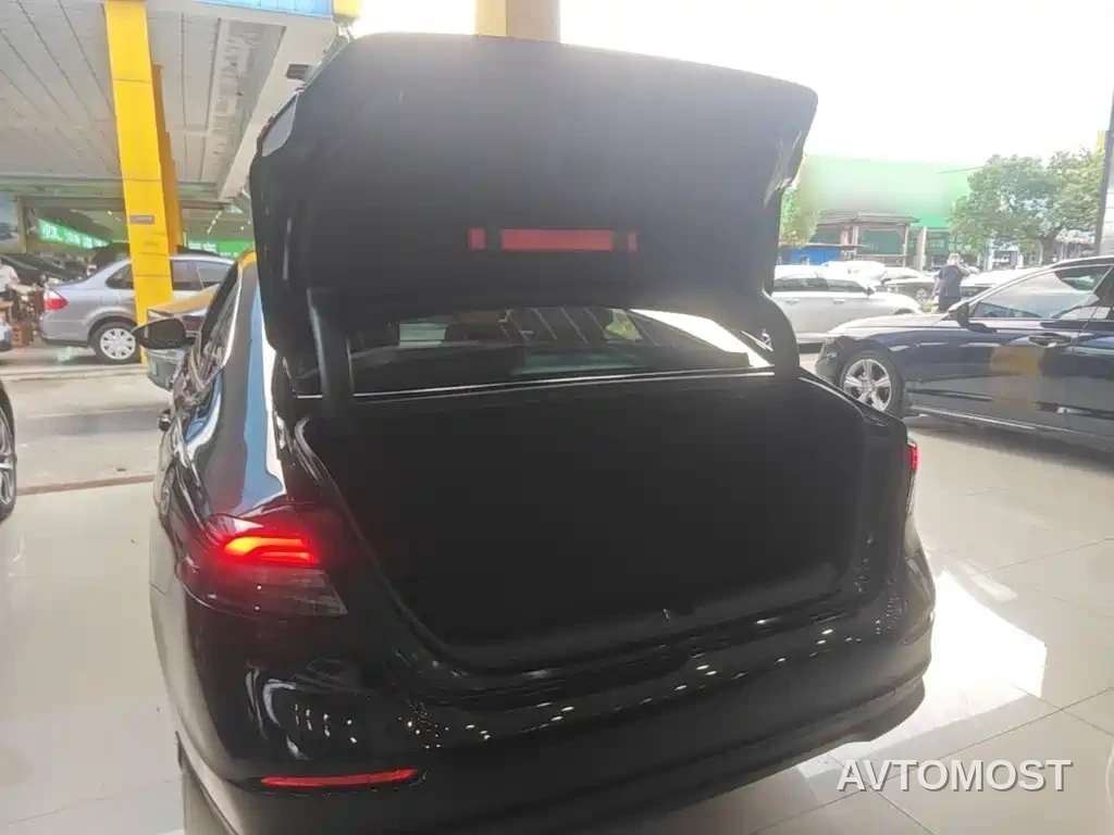 Honda Accord New Energy 2023 2.0L e:PHEV Luxury Edition — фото 19