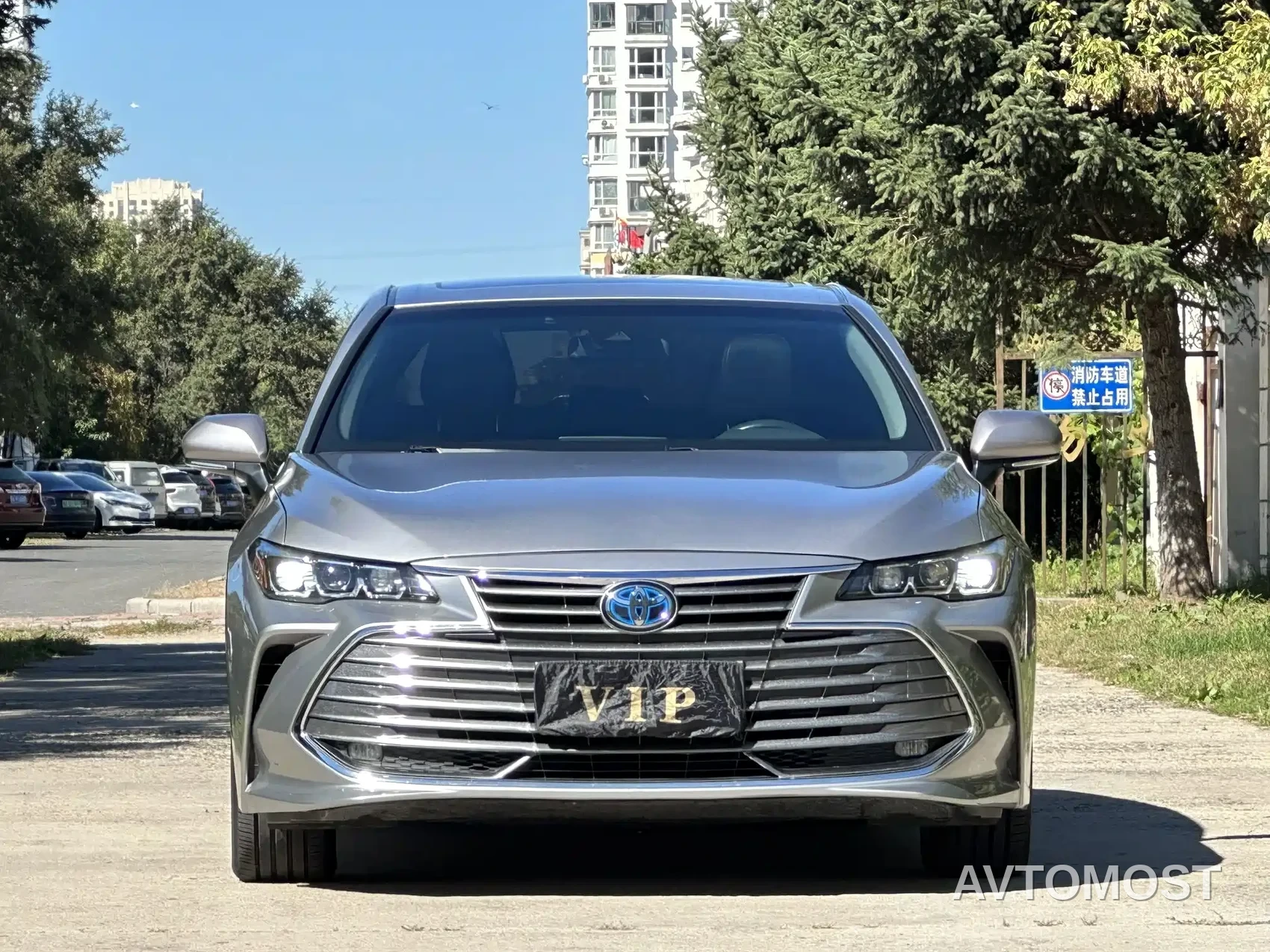 Toyota Avalon 2019 Hybrid 2.5L Luxury Edition China VI — фото 2