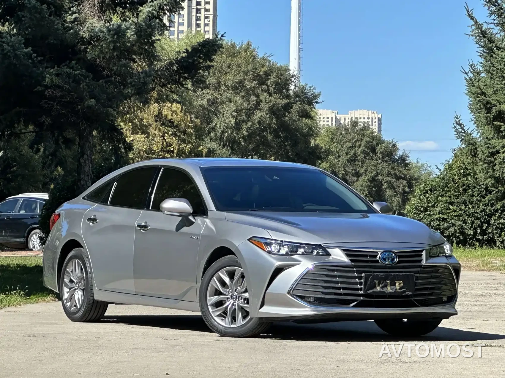 Toyota Avalon 2019 Hybrid 2.5L Luxury Edition China VI — фото 3
