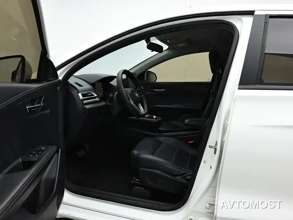 BYD e3 2021 Leading Comfort Edition — фото 10