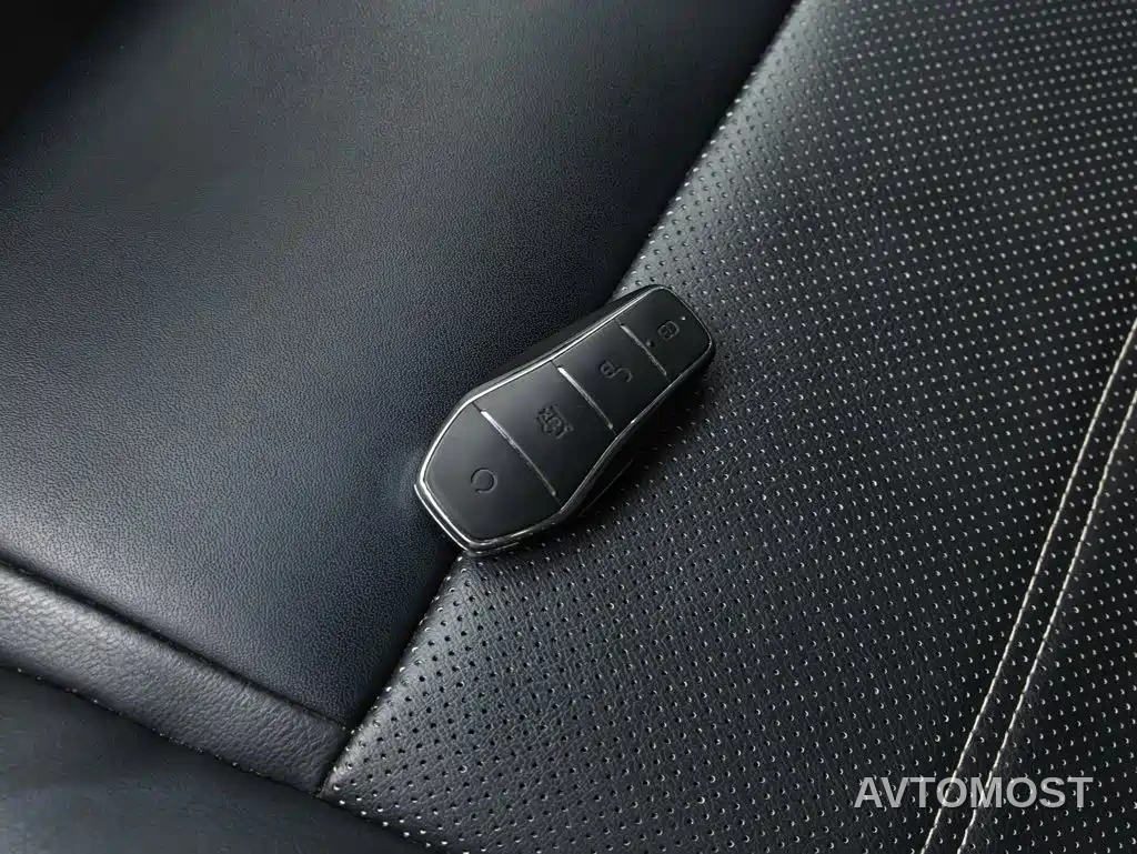 BYD e3 2021 Leading Comfort Edition — фото 13